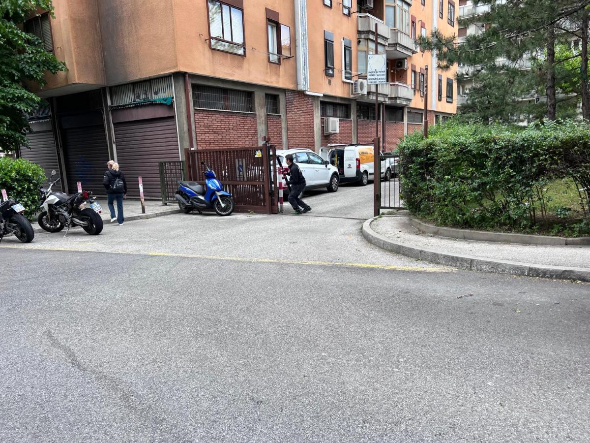 Апартаменты Ultimo Piano Con Parcheggio Триест Экстерьер фото